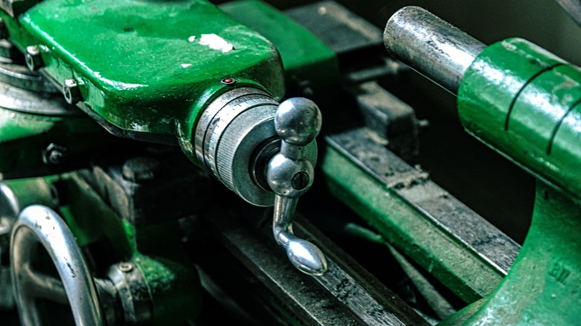 Engineering workshop machinery